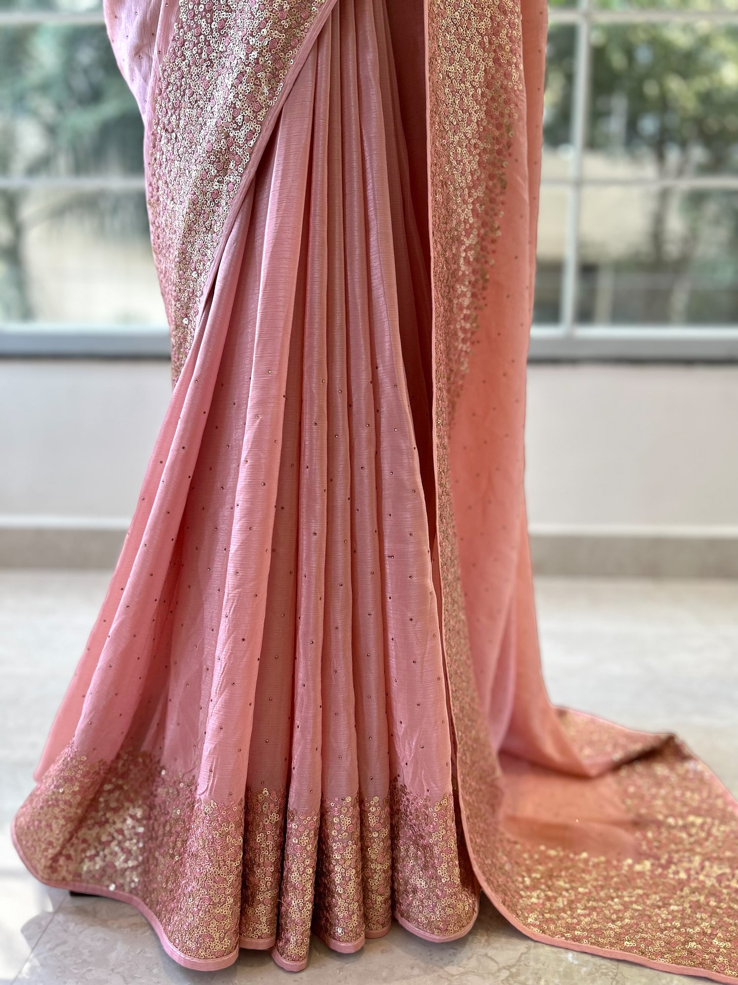 Chiffon sequins saree - Pink