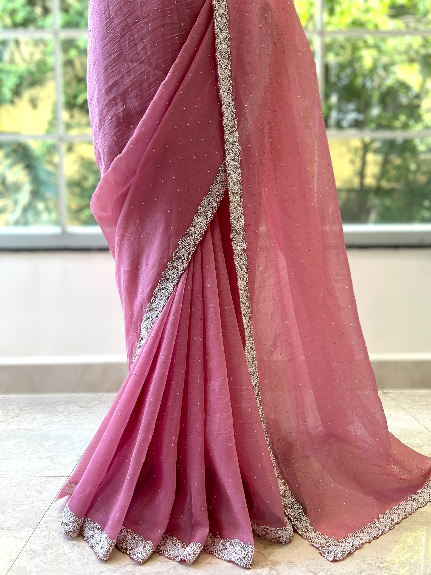 Marble chiffon embellished saree - Pink