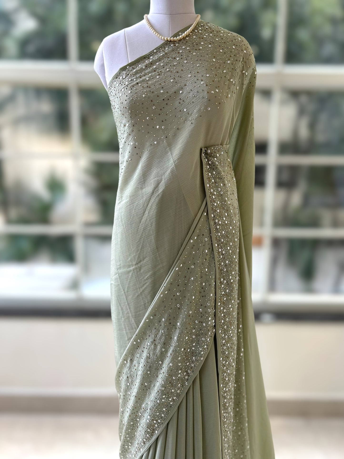 Starry sequins chiffon saree - Green