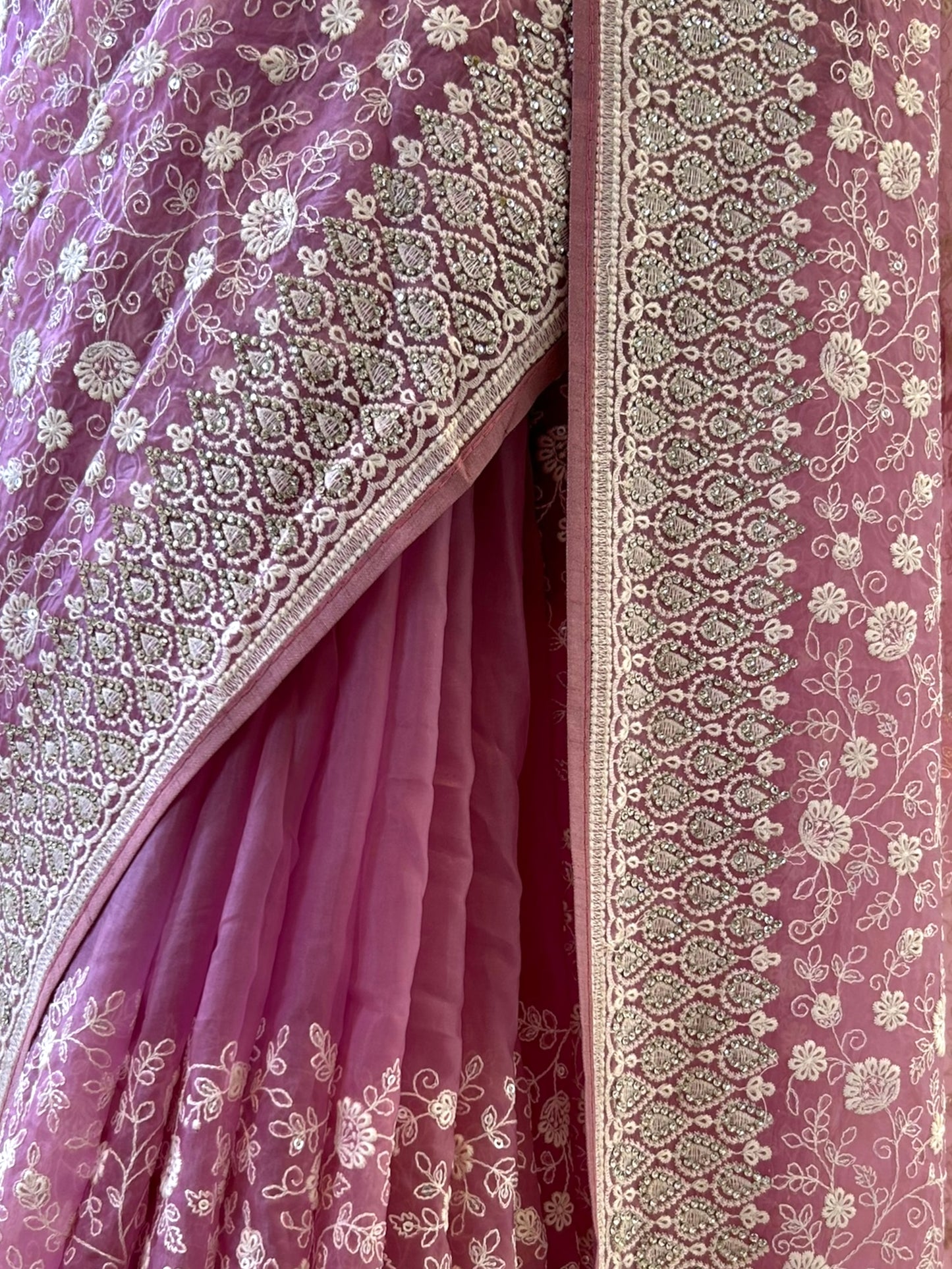 Floral embroidered organza saree - Pink