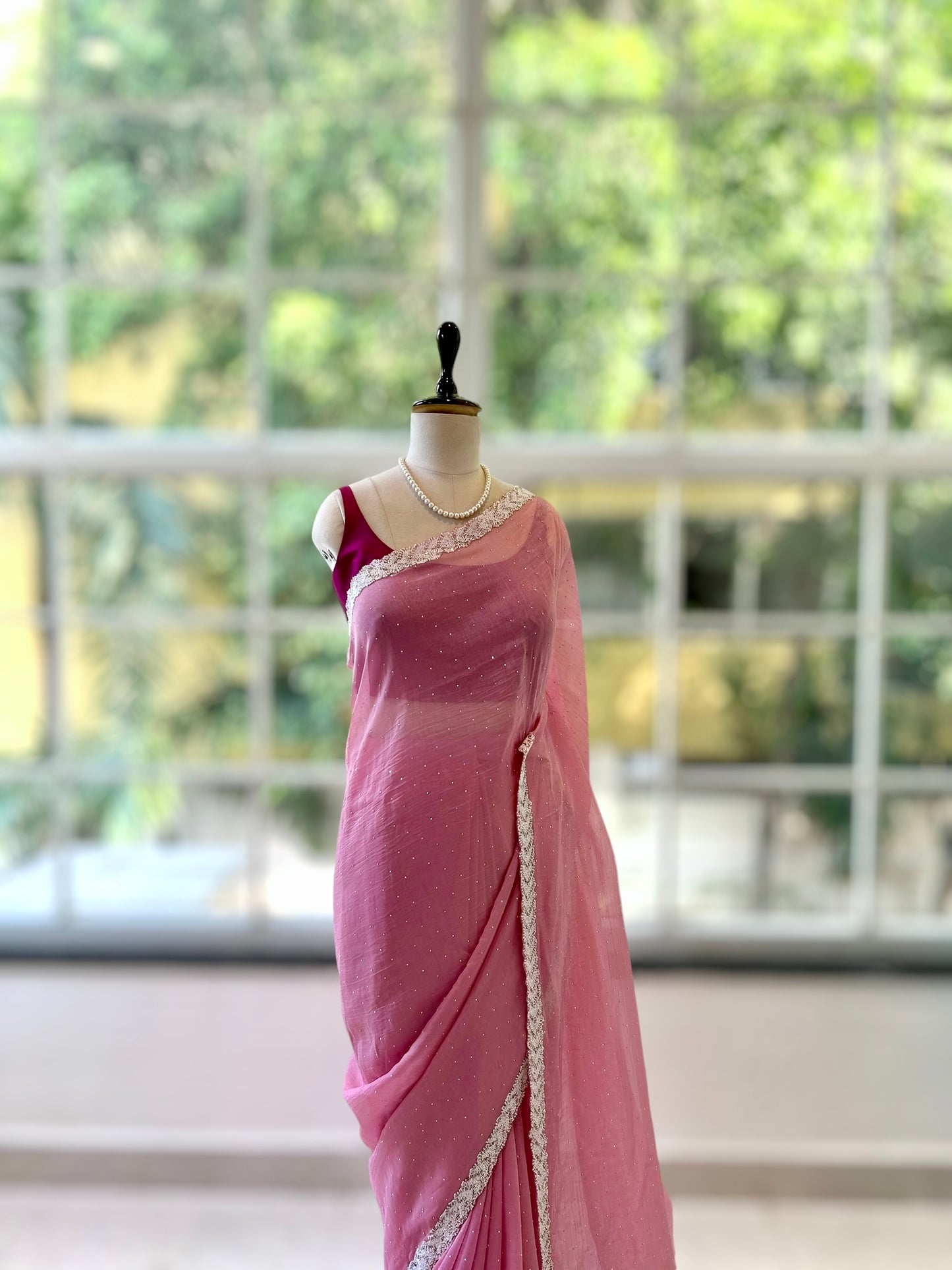 Marble chiffon embellished saree - Pink