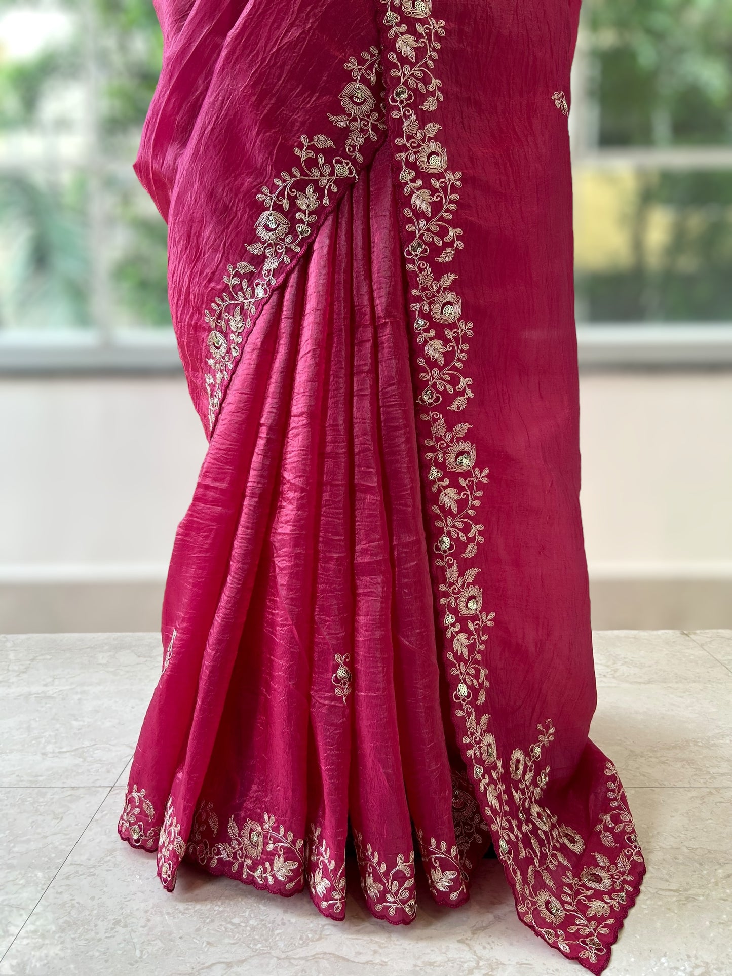 Aariwork crushed organza saree - Pink