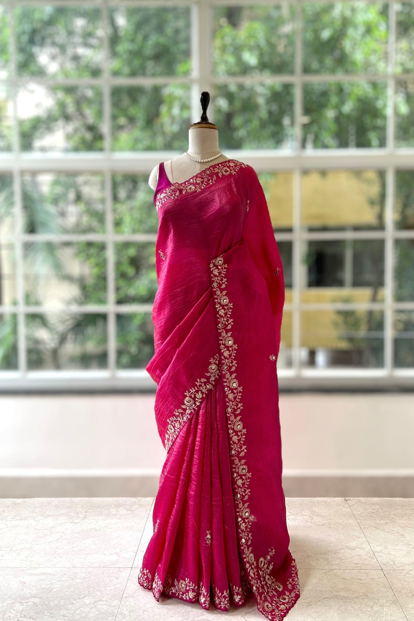 Aariwork crushed organza saree - Pink