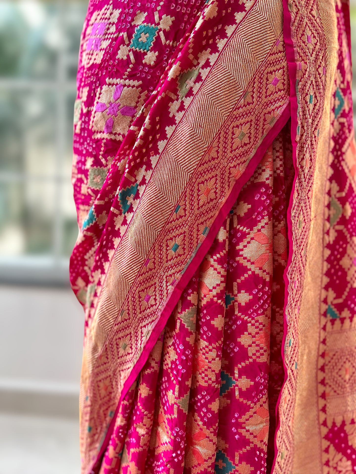 Magenta pure georgette bandhani saree