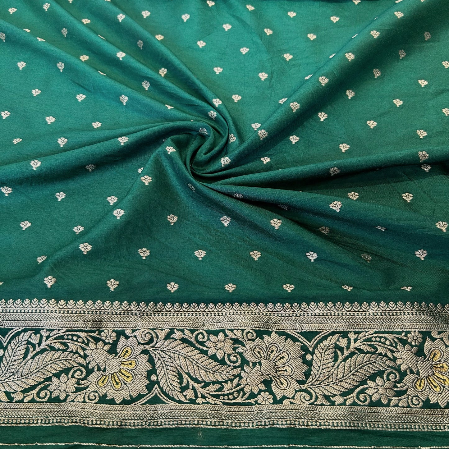 Soft silk saree - Bottle green