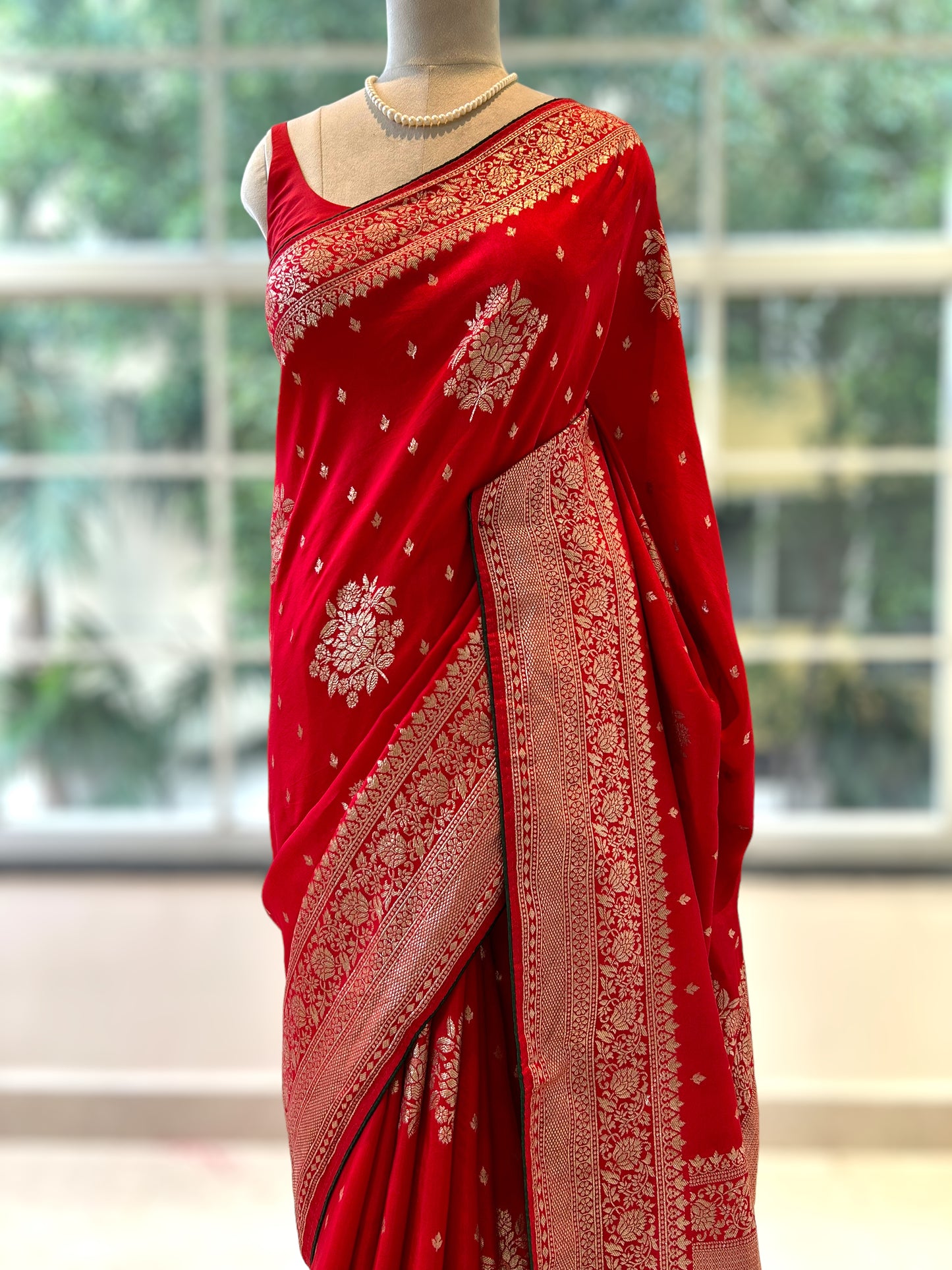 Red dola silk saree