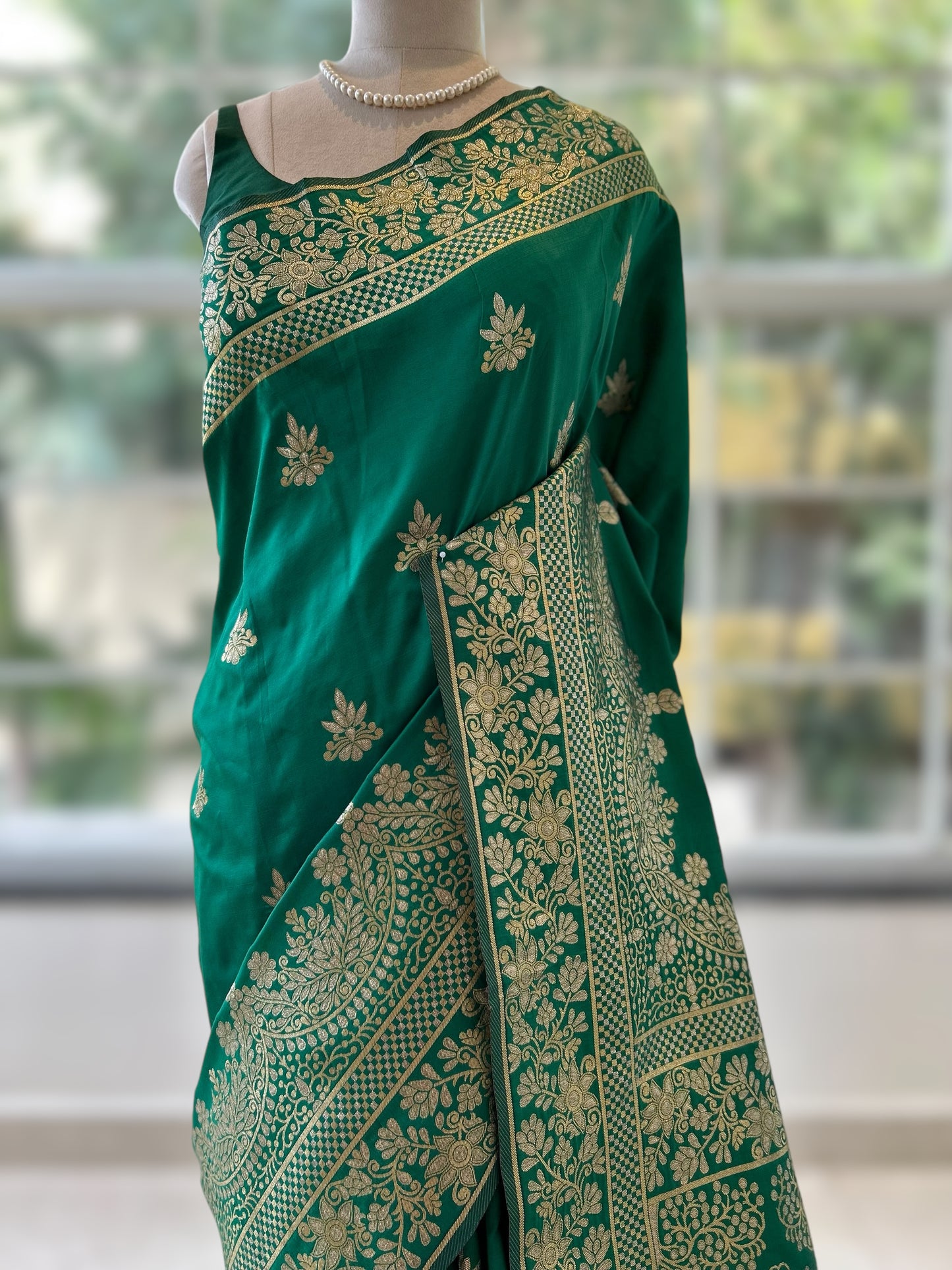 Zariwork soft silk saree - Green