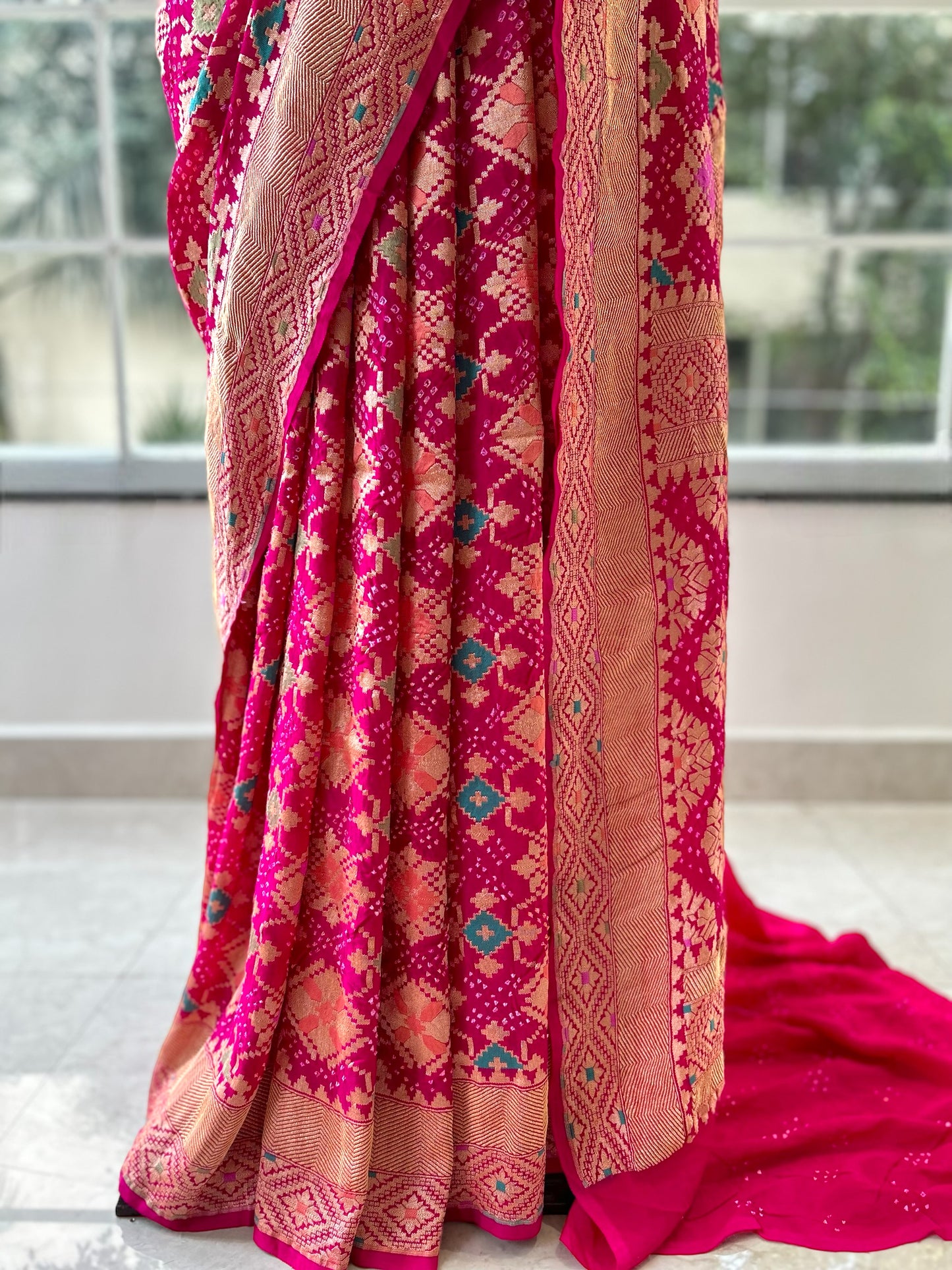 Magenta pure georgette bandhani saree