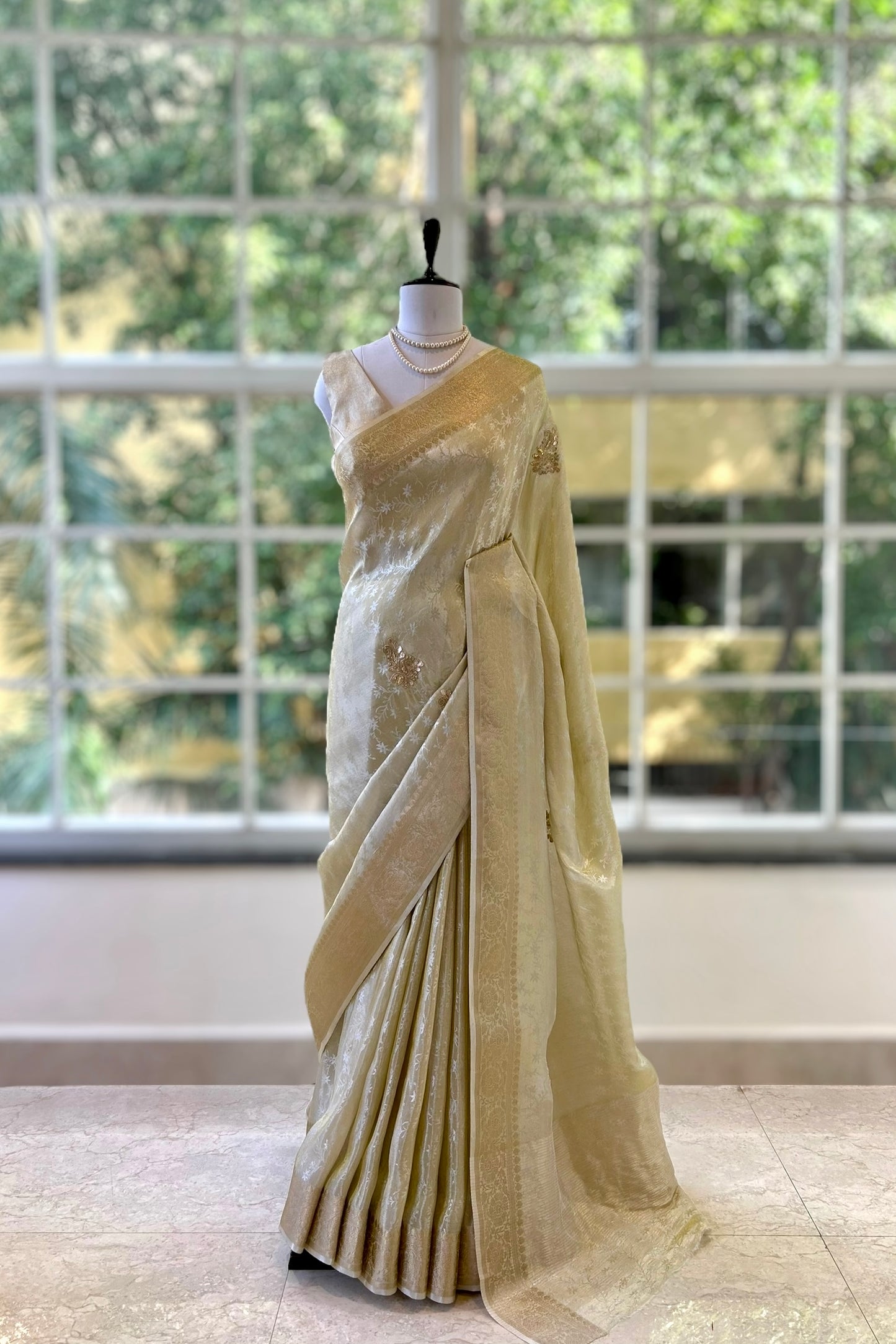 Soft tissue saree - Golden