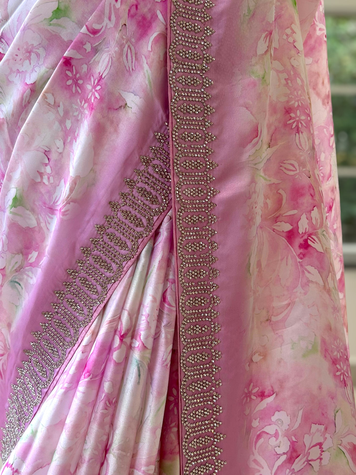 Floral print satin saree