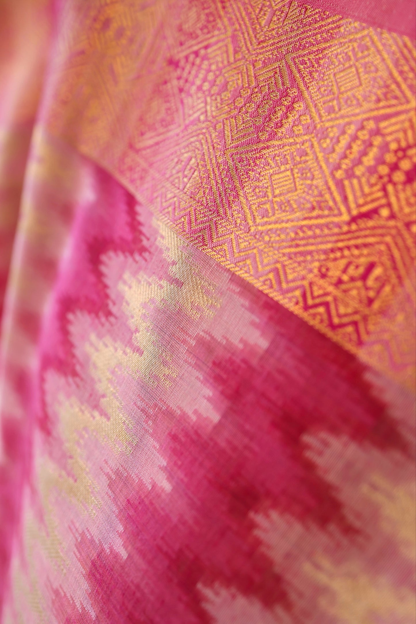 Handloom cotton saree