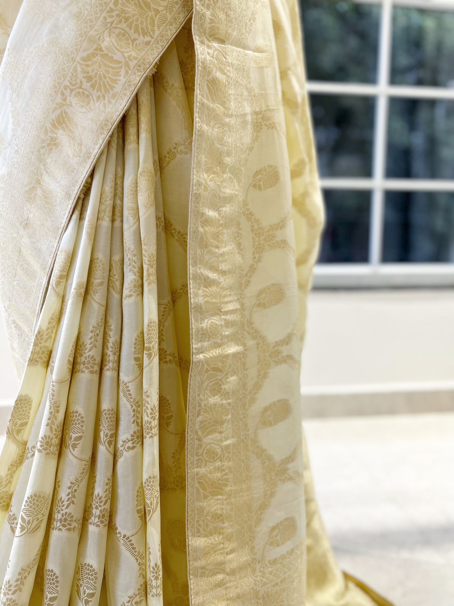 Off white pure dola silk saree