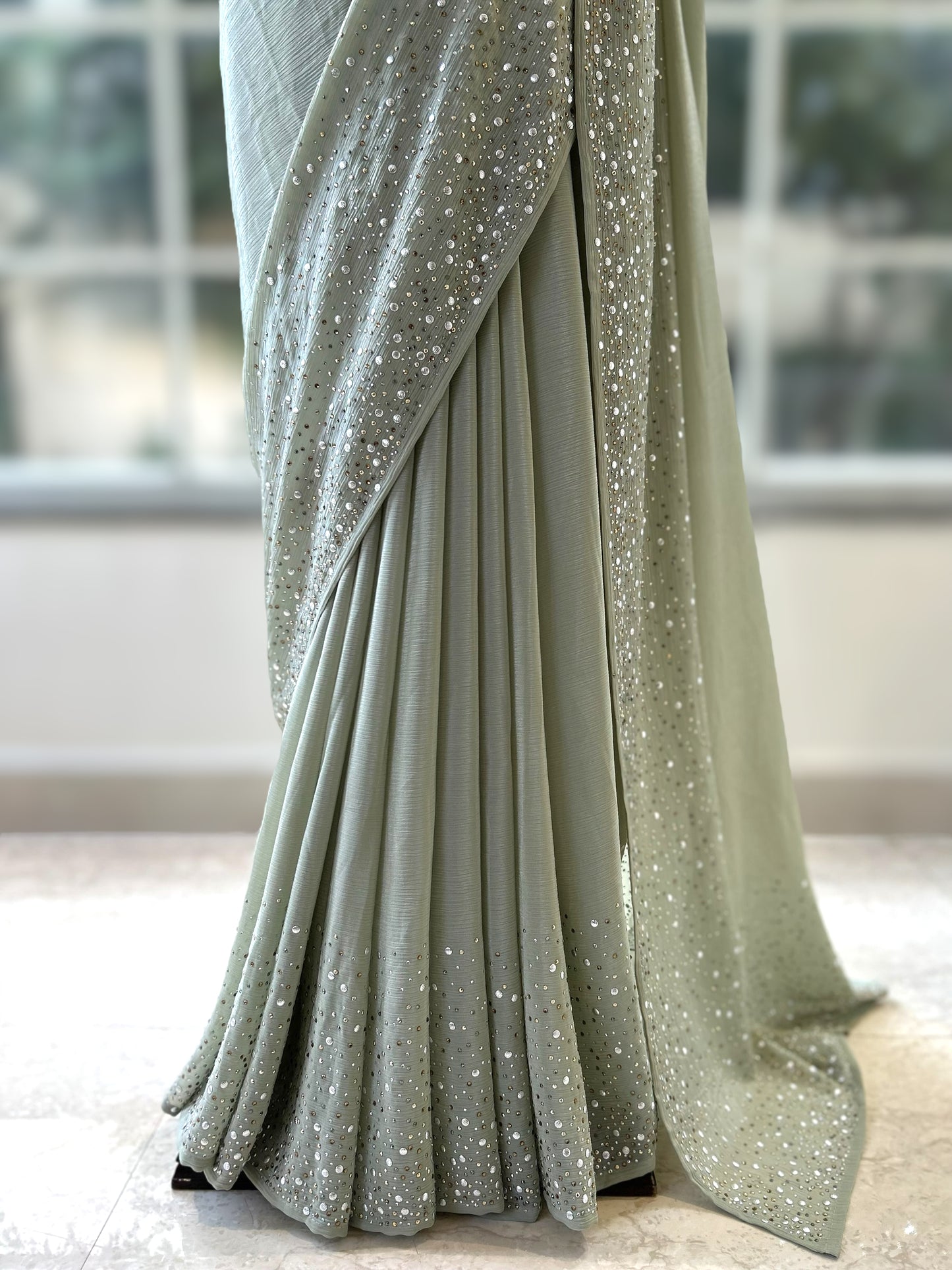 Starry sequins chiffon saree - Green