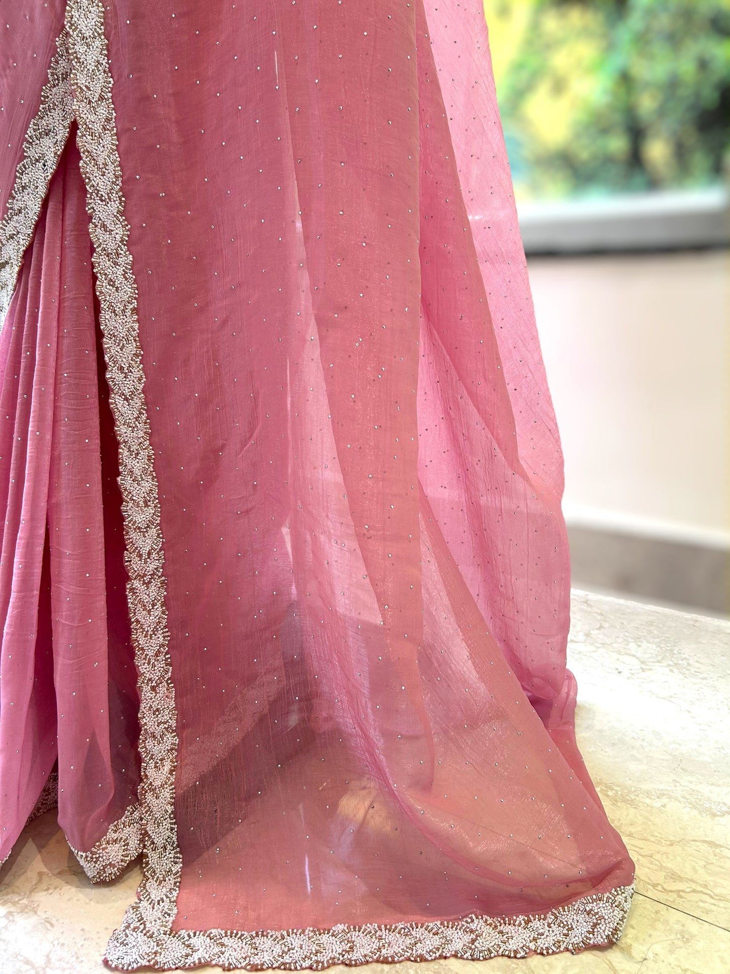 Marble chiffon embellished saree - Pink