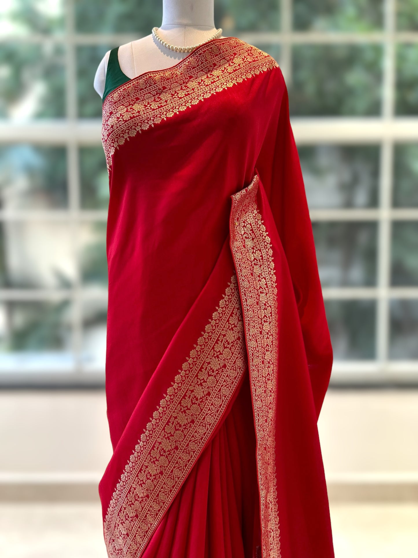 Pure dola silk tassel saree - Red