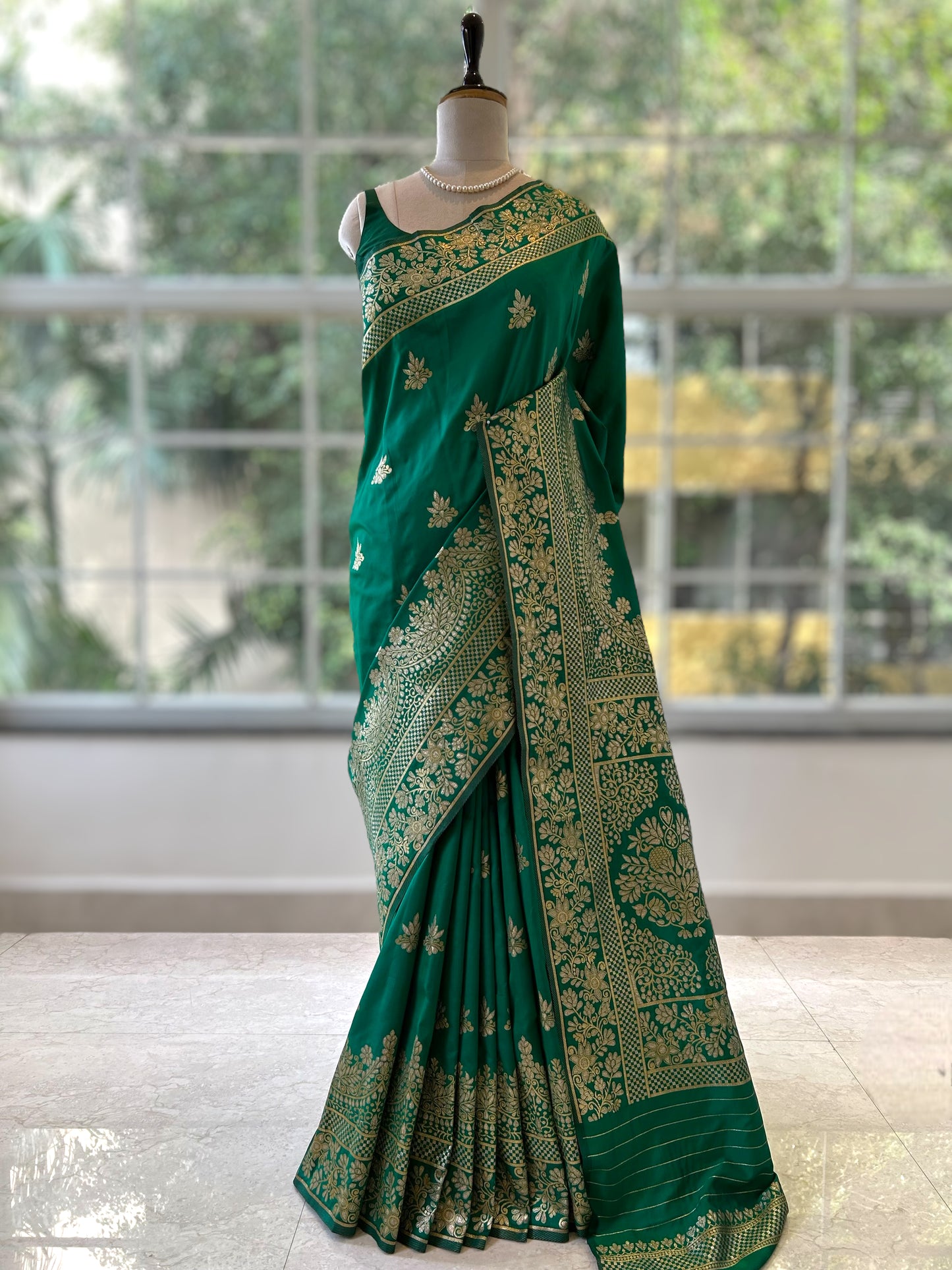 Zariwork soft silk saree - Green