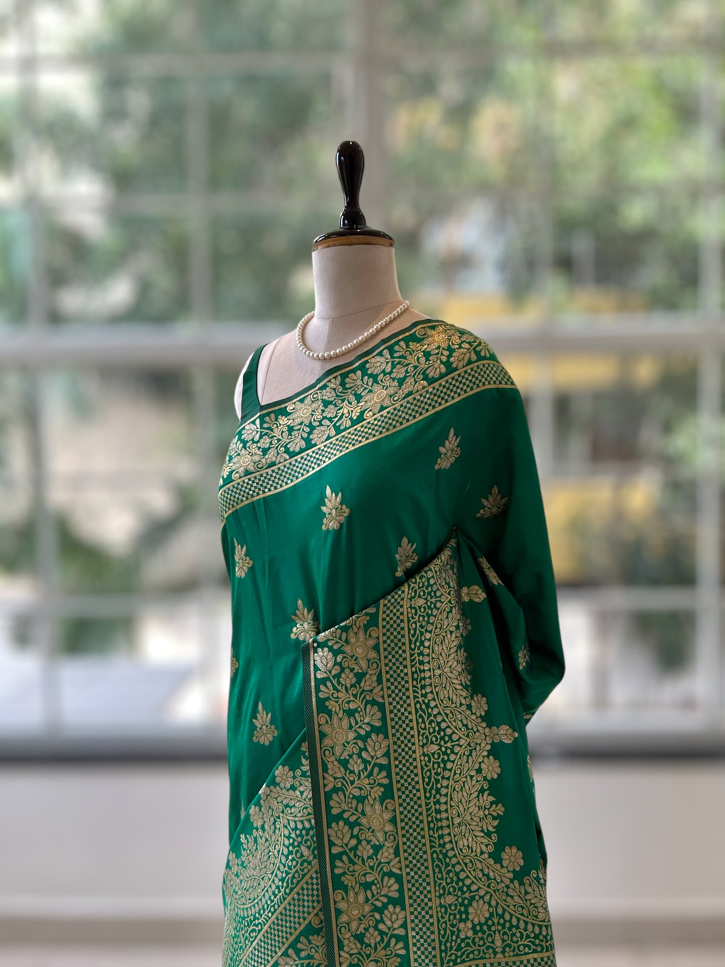 Zariwork soft silk saree - Green