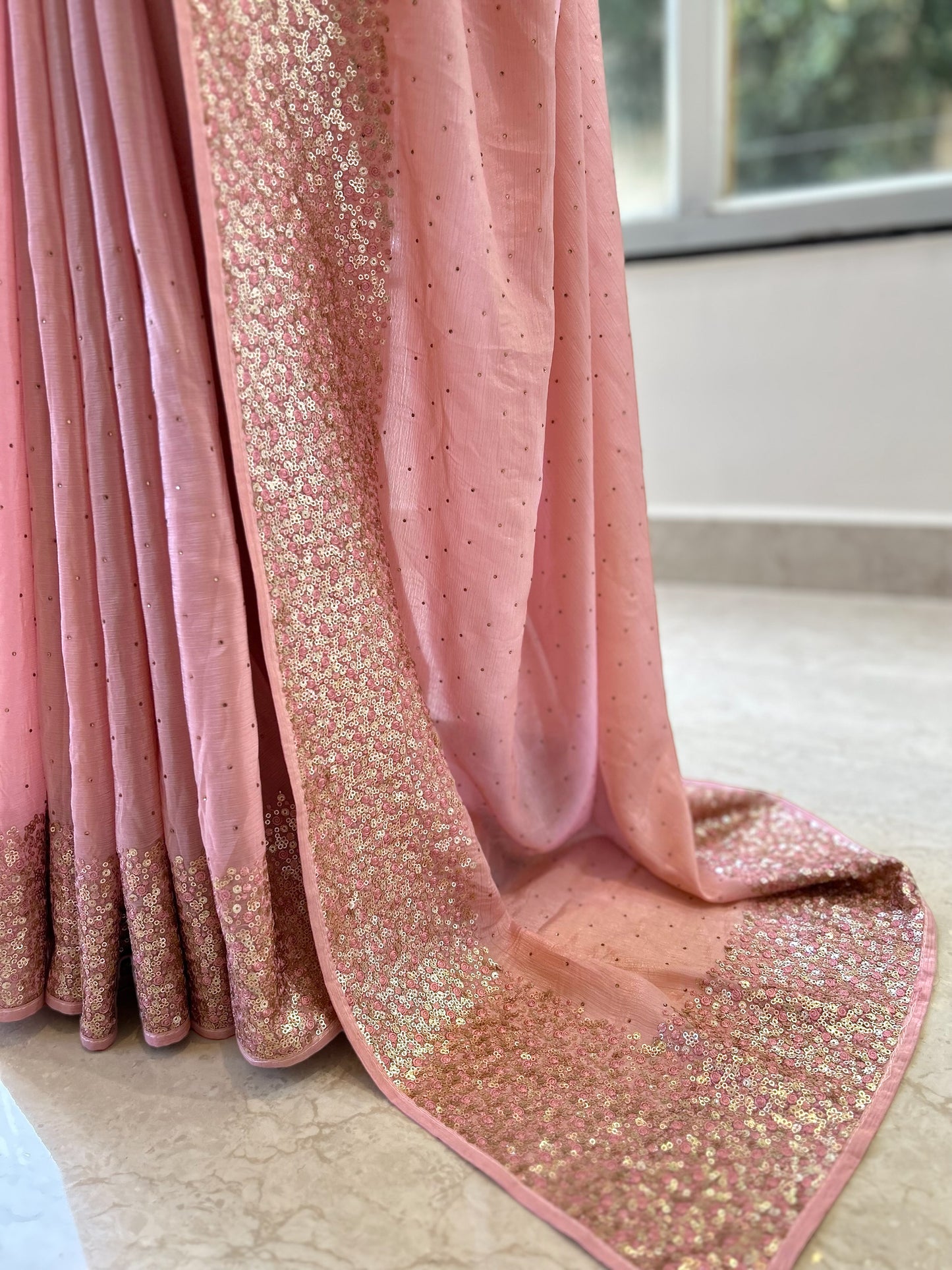 Chiffon sequins saree - Pink