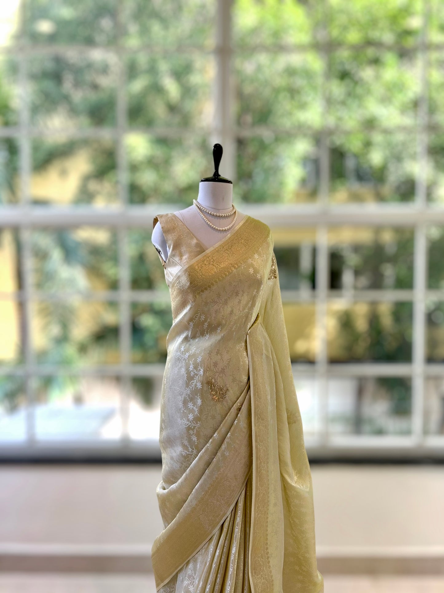 Soft tissue saree - Golden