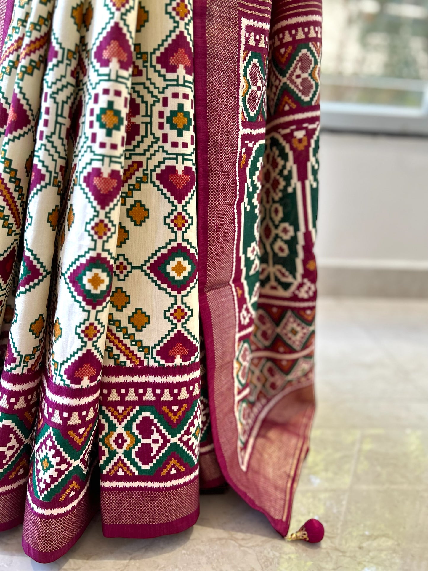 White patola saree