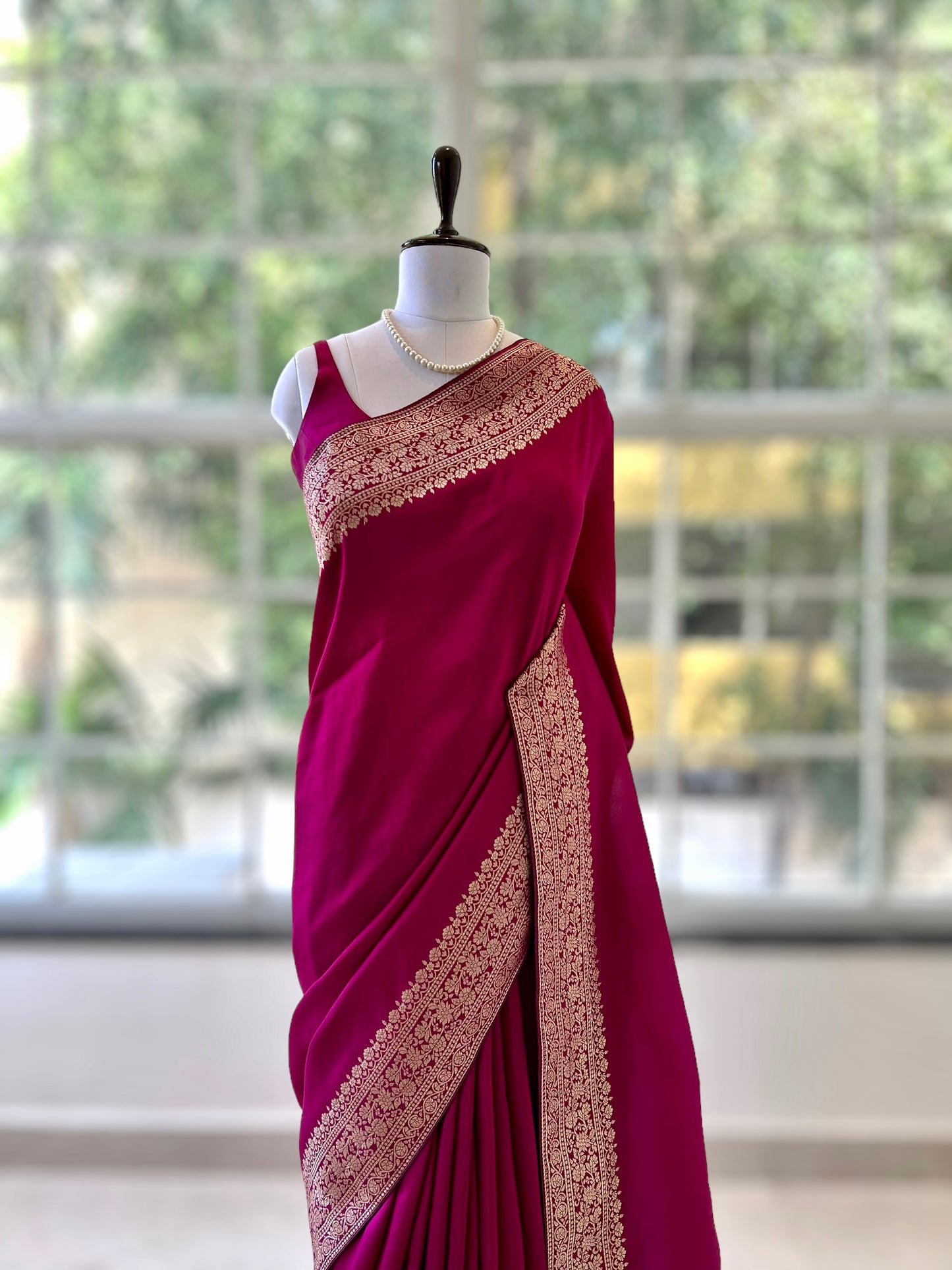 Pure dola silk tassel saree - Crimson