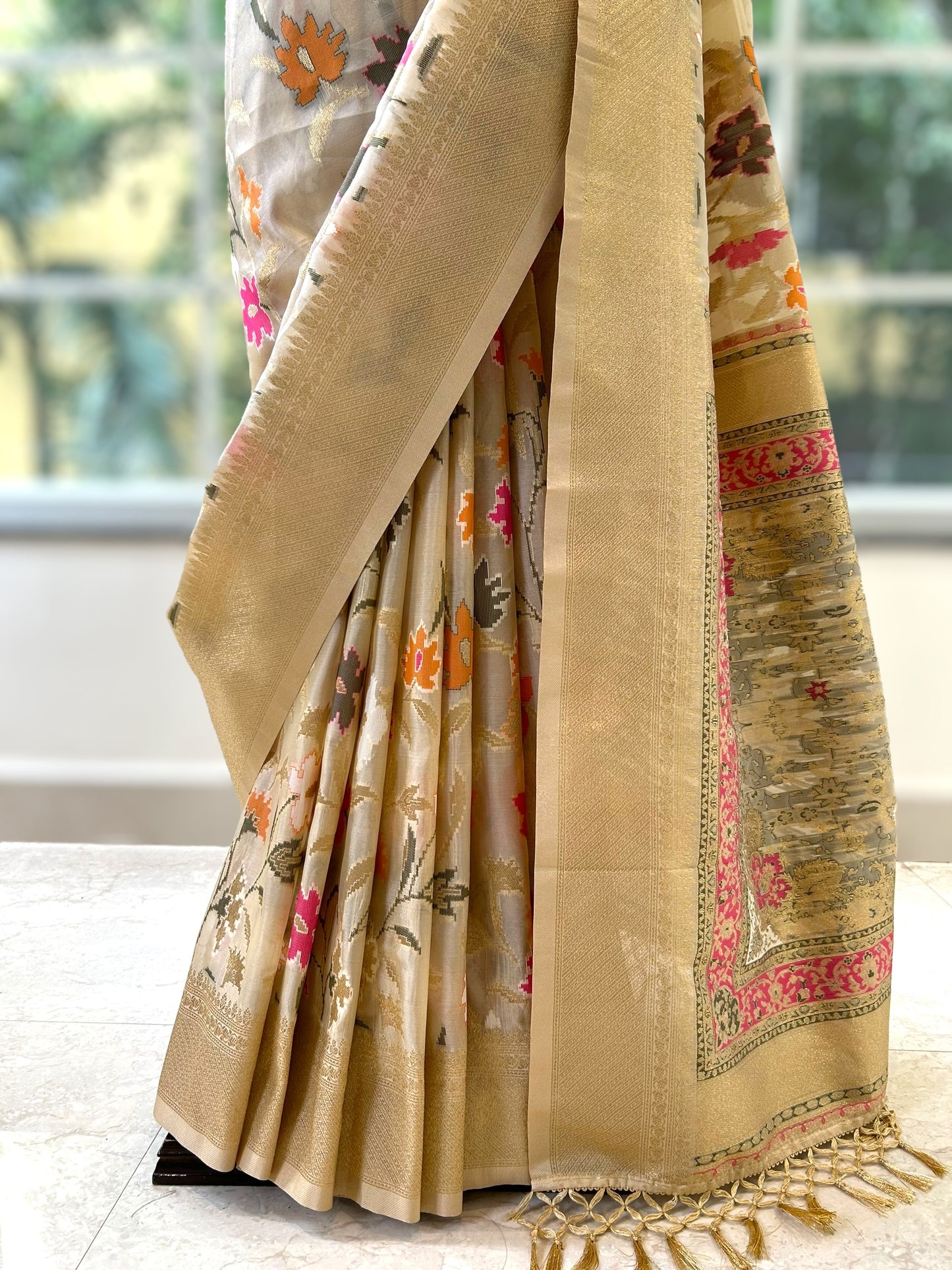 Zari silk saree - Cream