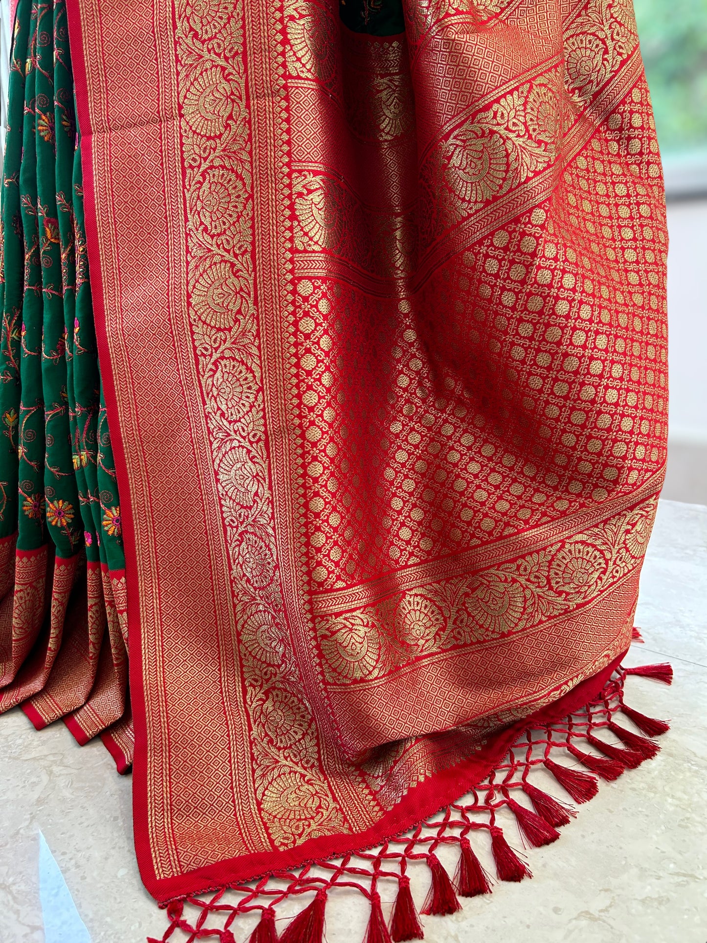 Kantha work saree - Bottle Green