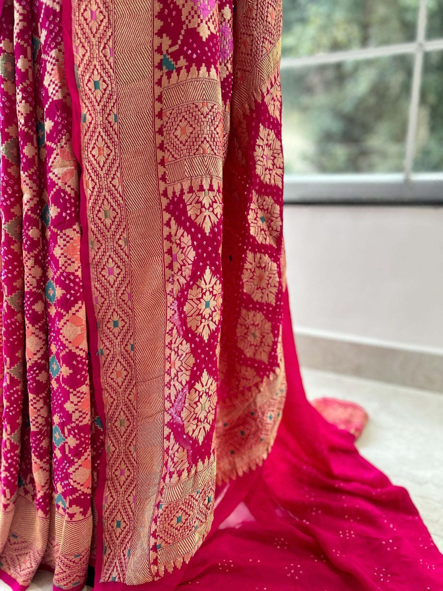 Magenta pure georgette bandhani saree